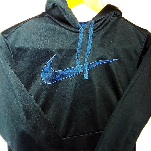 nike pullover hoodie with swoosh logo in navy